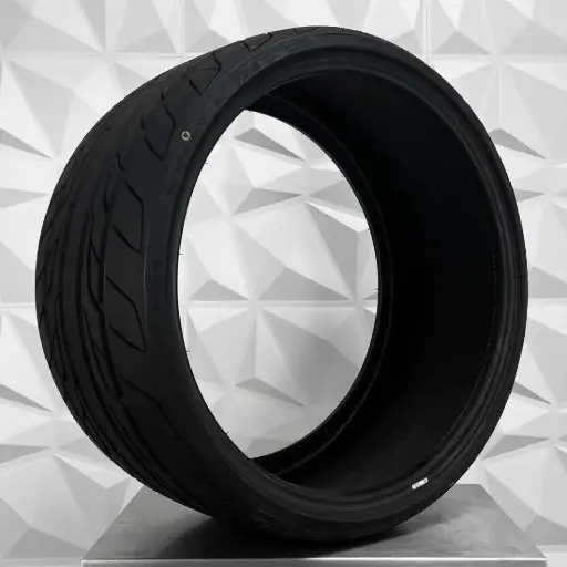 [2753520DMX] LLANTA DELMAX 275/35ZR20 ULTIMA SPORT 102W